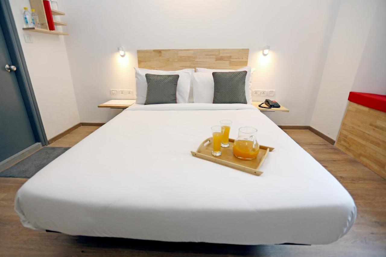 Oyo Townhouse 17 Huda City Center Near Leisure Valley Park グルガウン エクステリア 写真