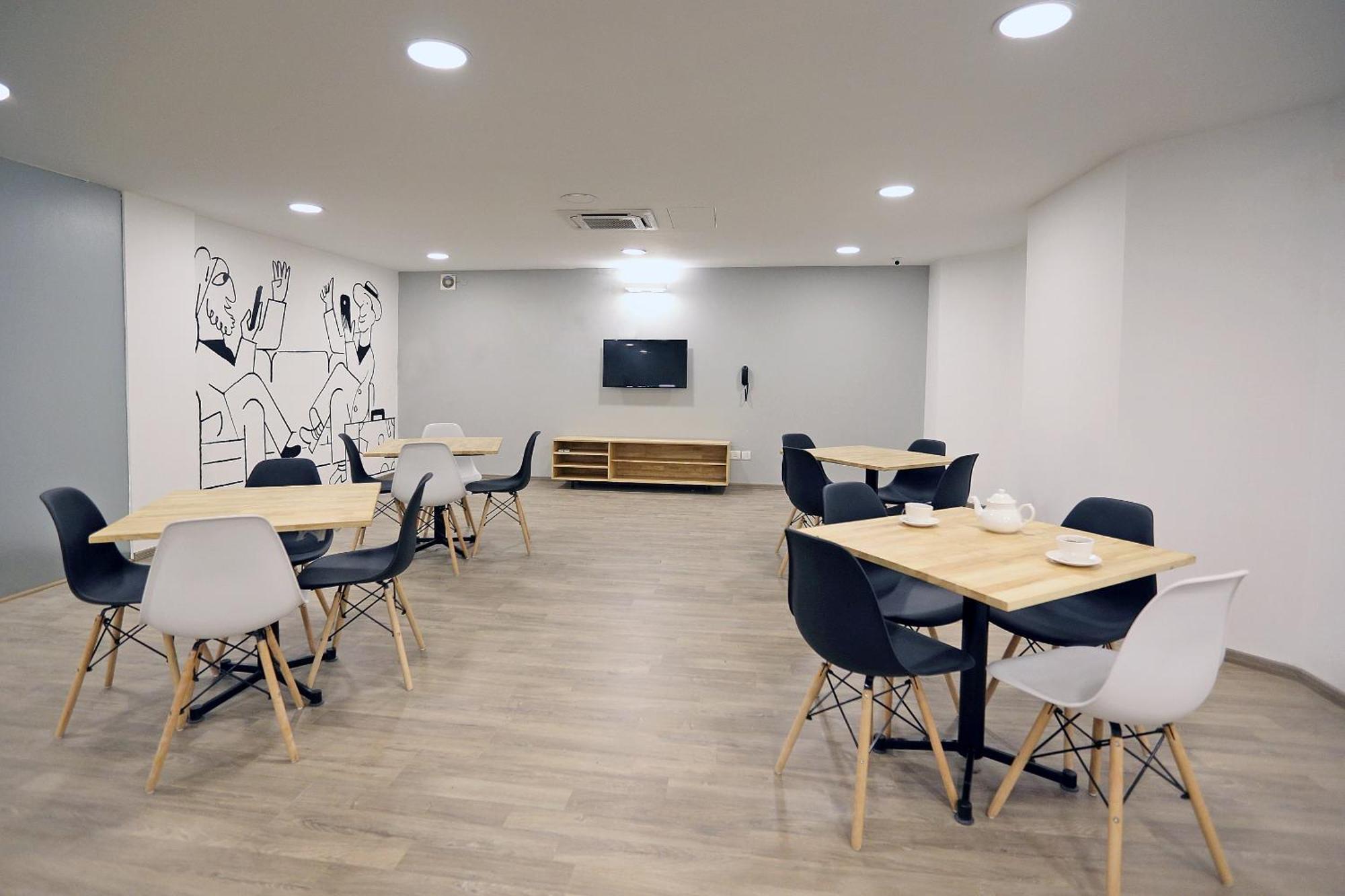 Oyo Townhouse 17 Huda City Center Near Leisure Valley Park グルガウン エクステリア 写真